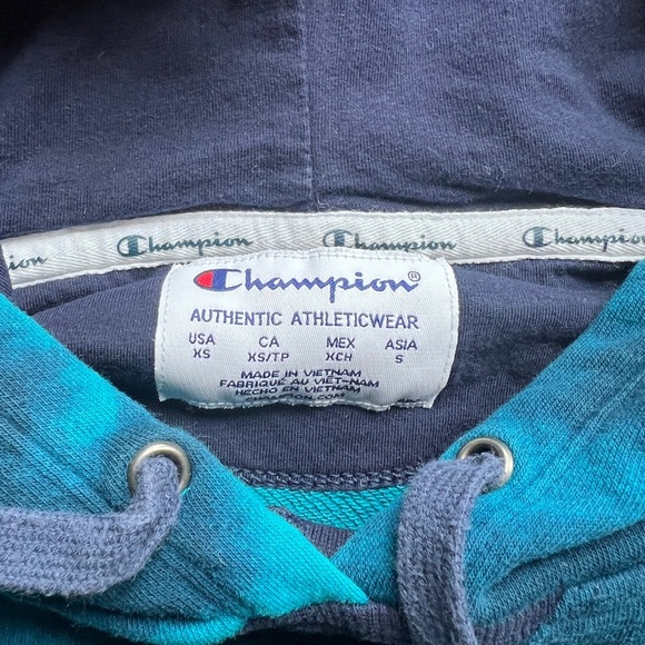 Women’s champion xs hoodie - Picture 2 of 2